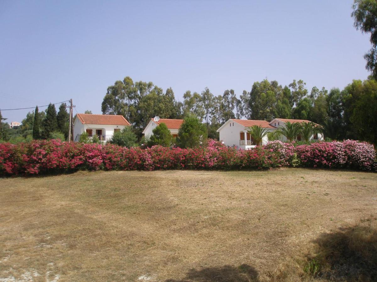 Nerissa Bungalow 2, Two Bedroom House With Sea View Spartia  Exteriér fotografie